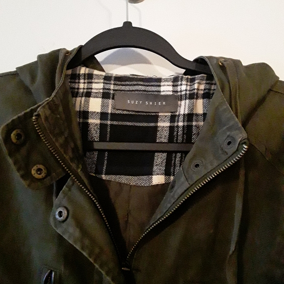 Suzy Shier Women's Army/Bomber/Utility Type Jacket - Picture 9 of 16